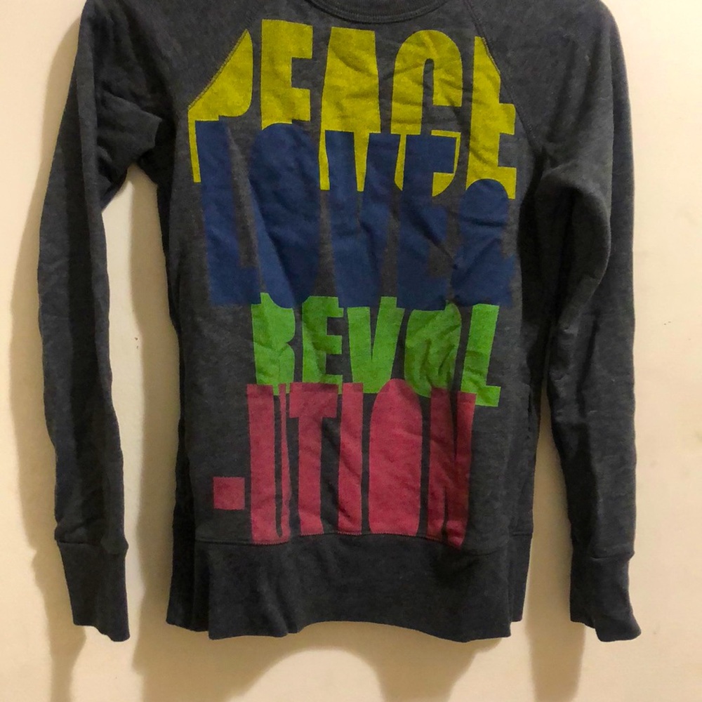 Sweatshirt